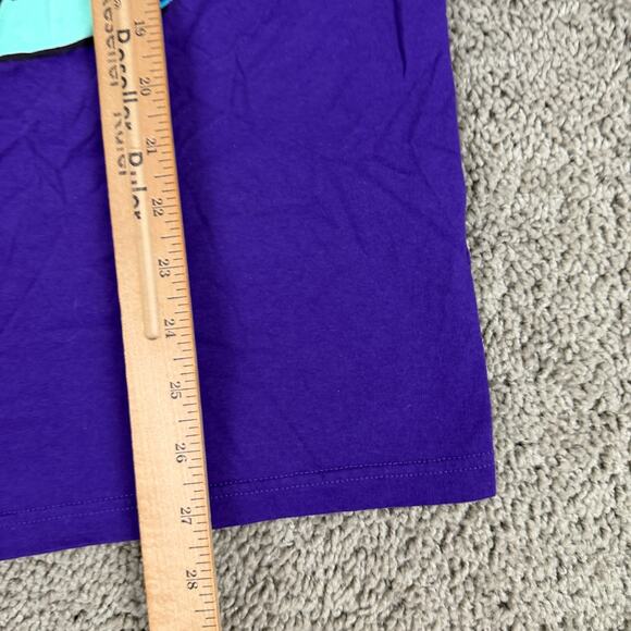 Bucees Shirt Mens Medium Purple Surfboard Surfing Gas Station Short Sleeve - Picture 4 of 9